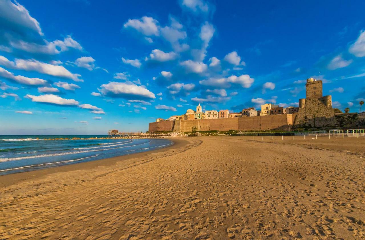 Via Del Mare Villa Termoli Exteriör bild